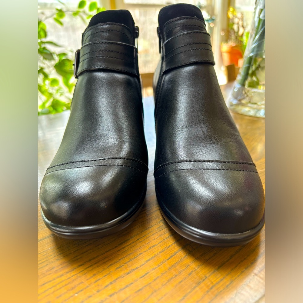 OrthoFeet Emma booties